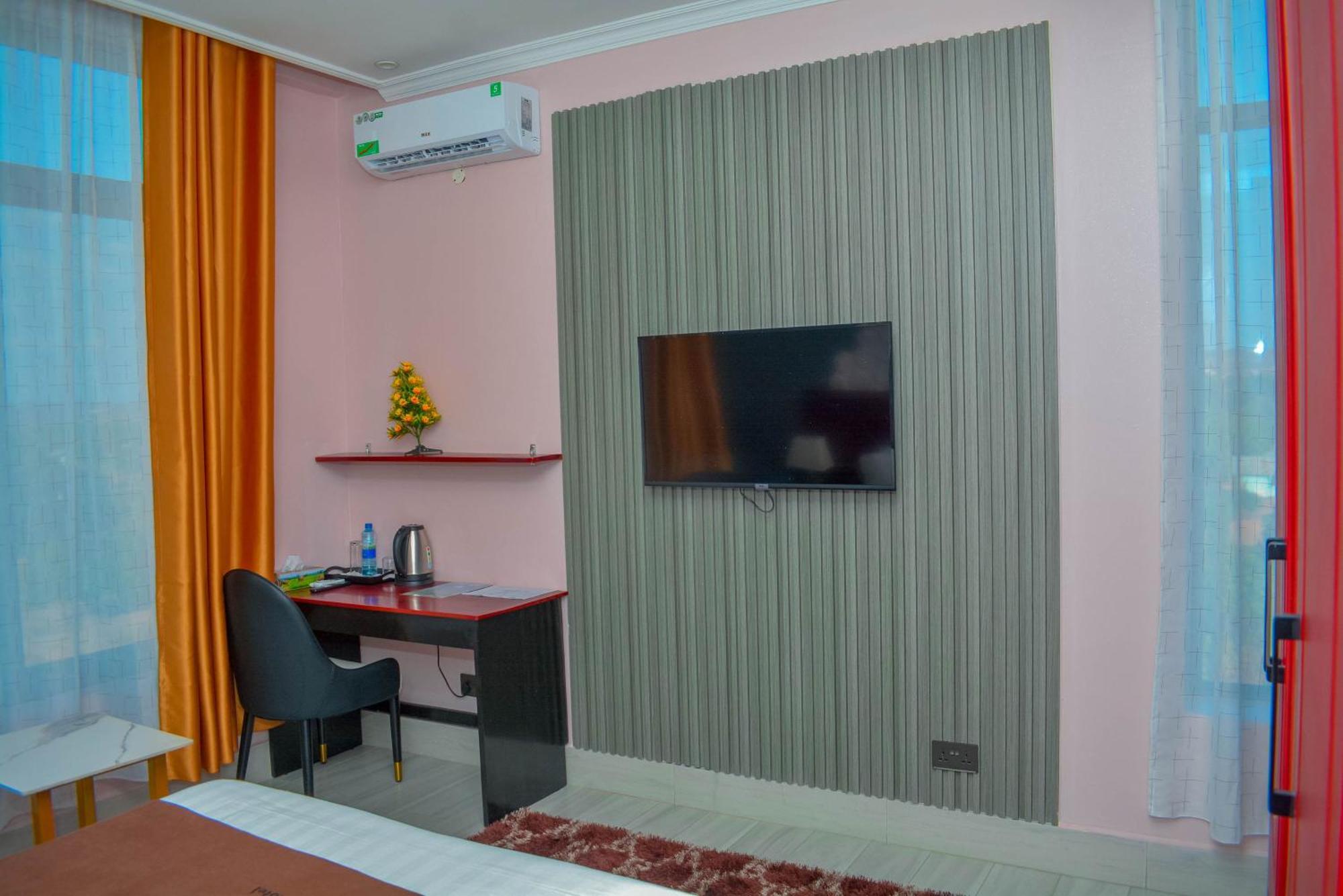 Brand Hotel Dodoma Exterior photo